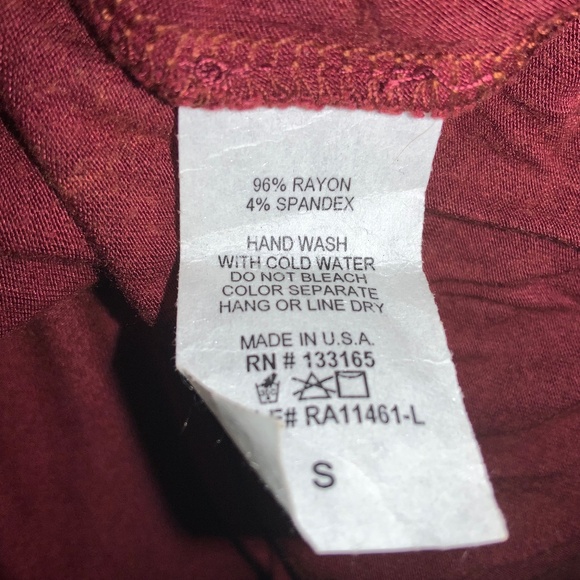 Altar’d State brick red boho V neck top Sz S crochet lace long sleeve peplum - Picture 5 of 5